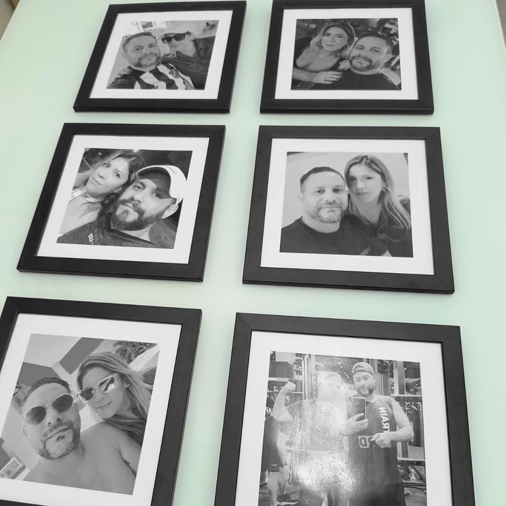 Kit com 6 Quadros personalizadas em mdf, 20x20cm, com Moldura em Madeira. - Imagem 2